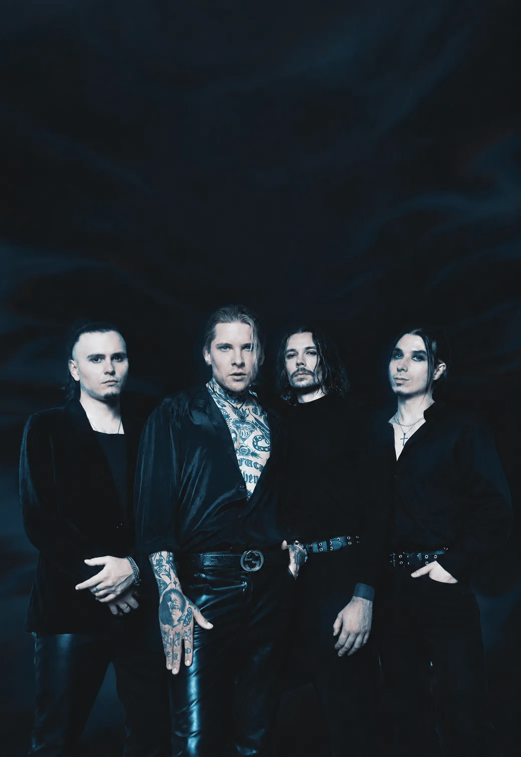 Neverlove live